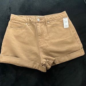 Tillys// High rise mom shorts